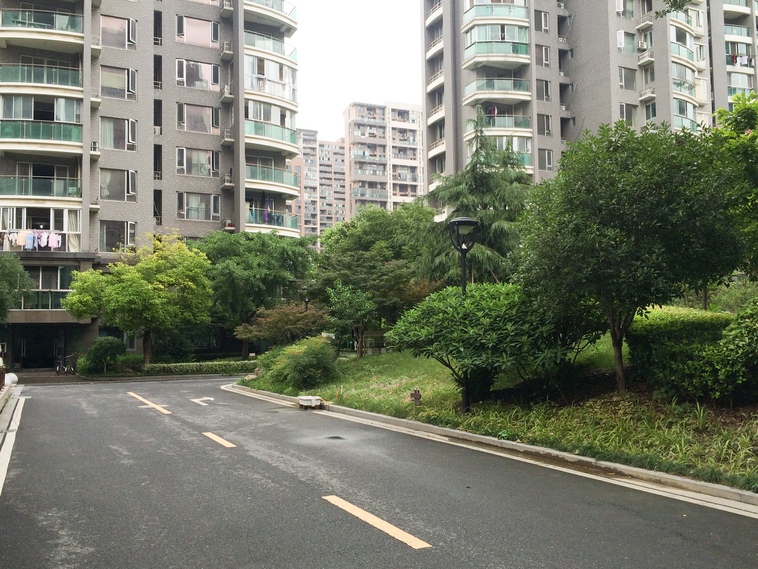 铂金时代小区实景 5