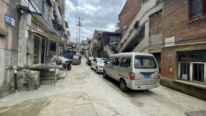 嘉陵巷35号外景图