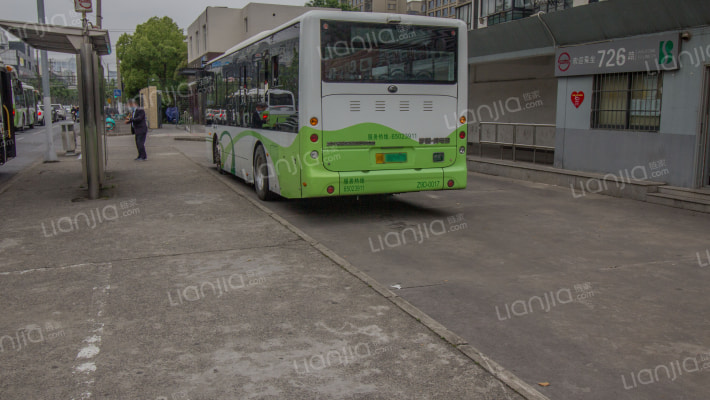 翔殷路627弄外景图