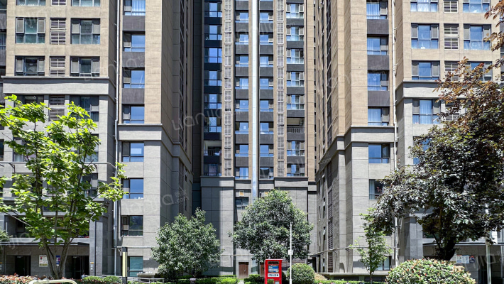 保利爱尚里外景图