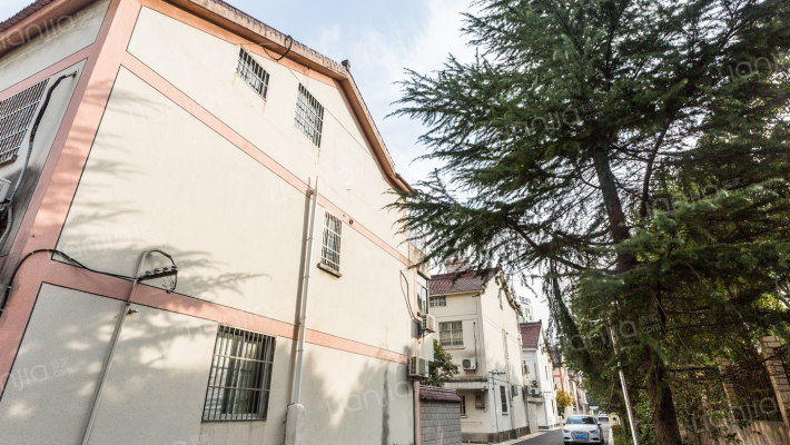 虹兴小区外景图