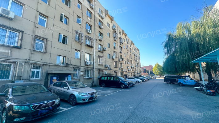 天竺房地产供热中心外景图