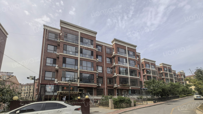 抱龙明珠五期外景图