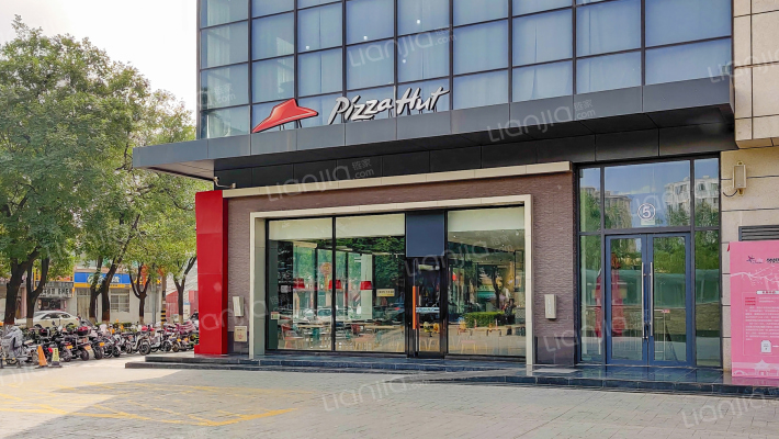 航飞小区外景图