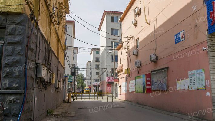 靓马新村外景图