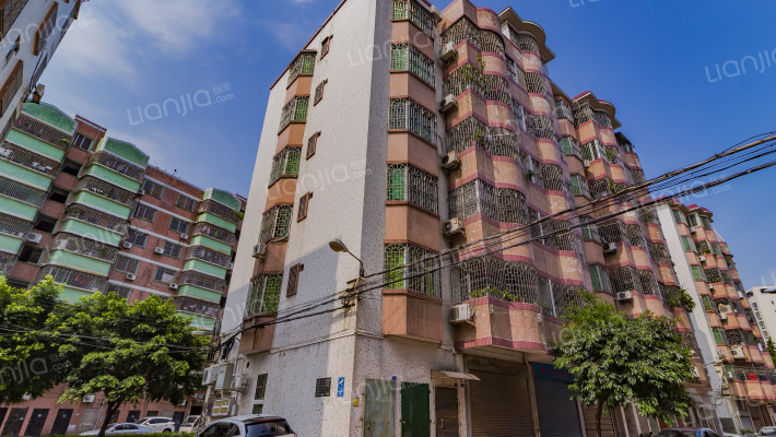 西南街第十六小区外景图