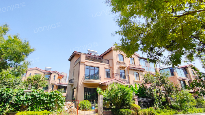 碧桂园凤凰城东区外景图