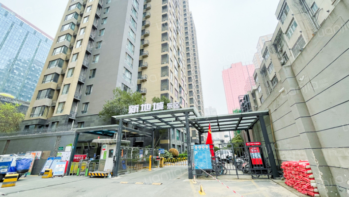 万科新地城外景图