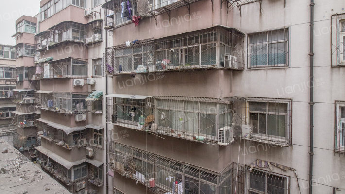 群英路20号院外景图