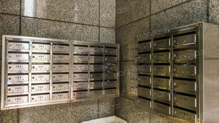 天山华庭外景图