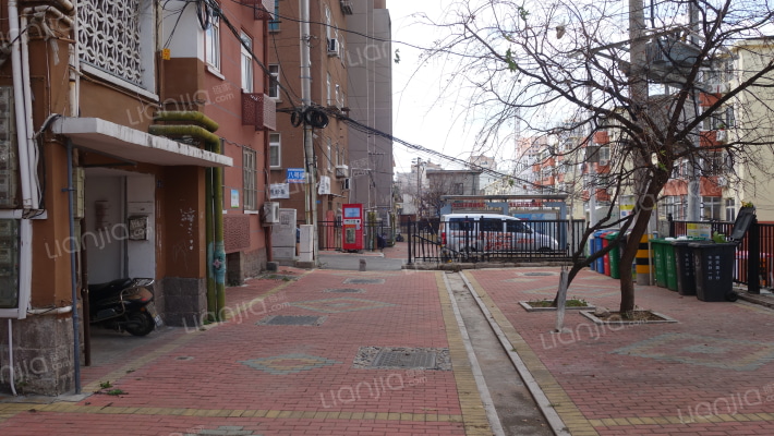 山东路178号小区外景图