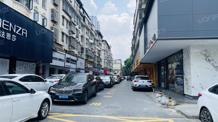 马王堆陶瓷建材新城外景图