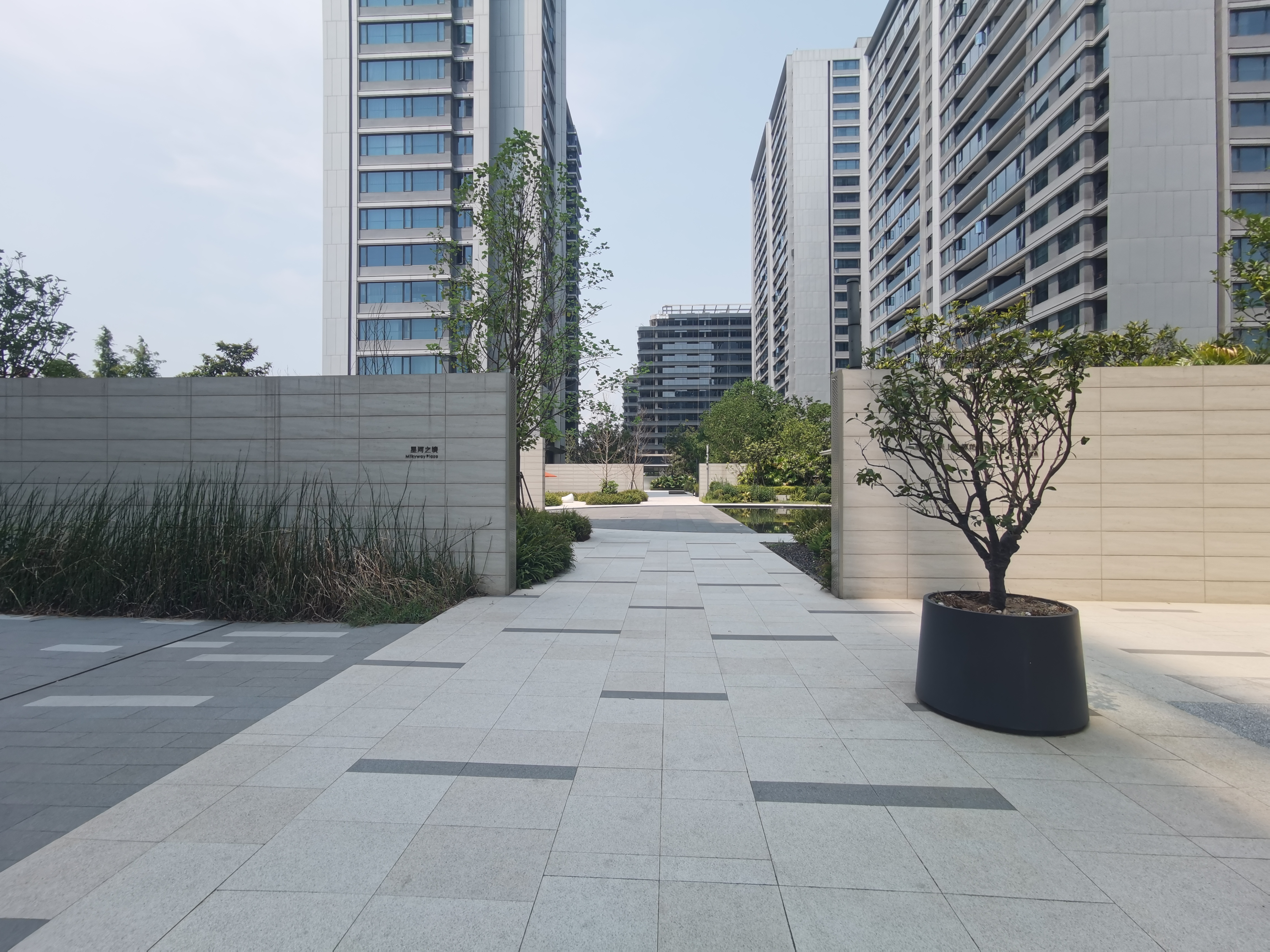 湖悦江南院小区实景 2