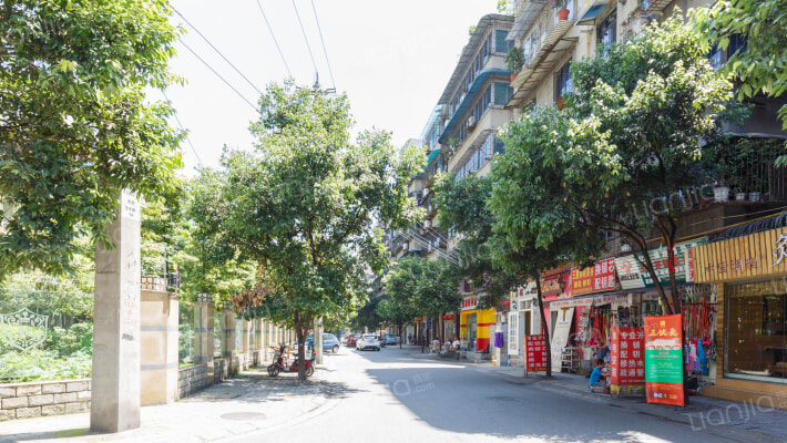 王家巷16号外景图