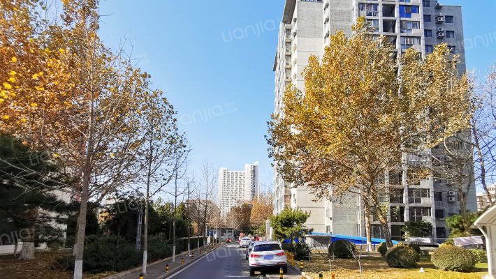 西翠芳庭外景图