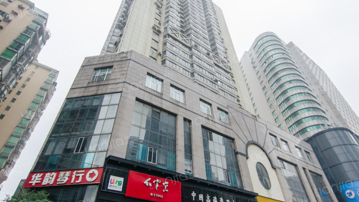 东成大厦外景图