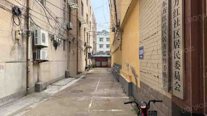 东方红居委小区外景图