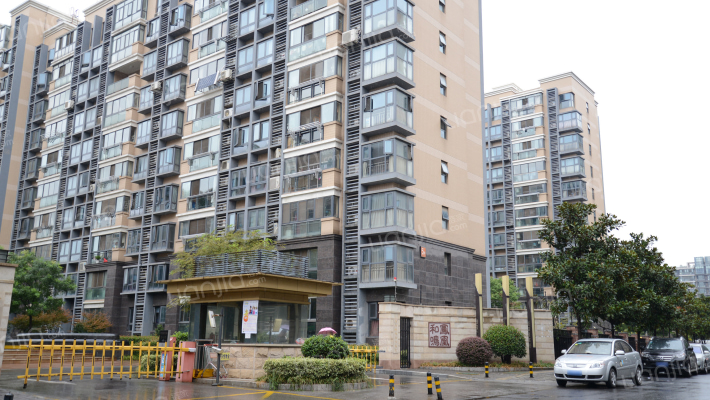 凤凰和鸣外景图