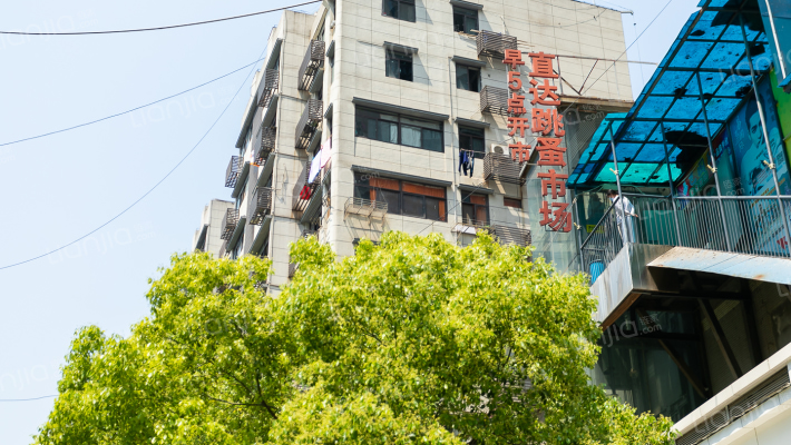 沿河大道187-189号外景图