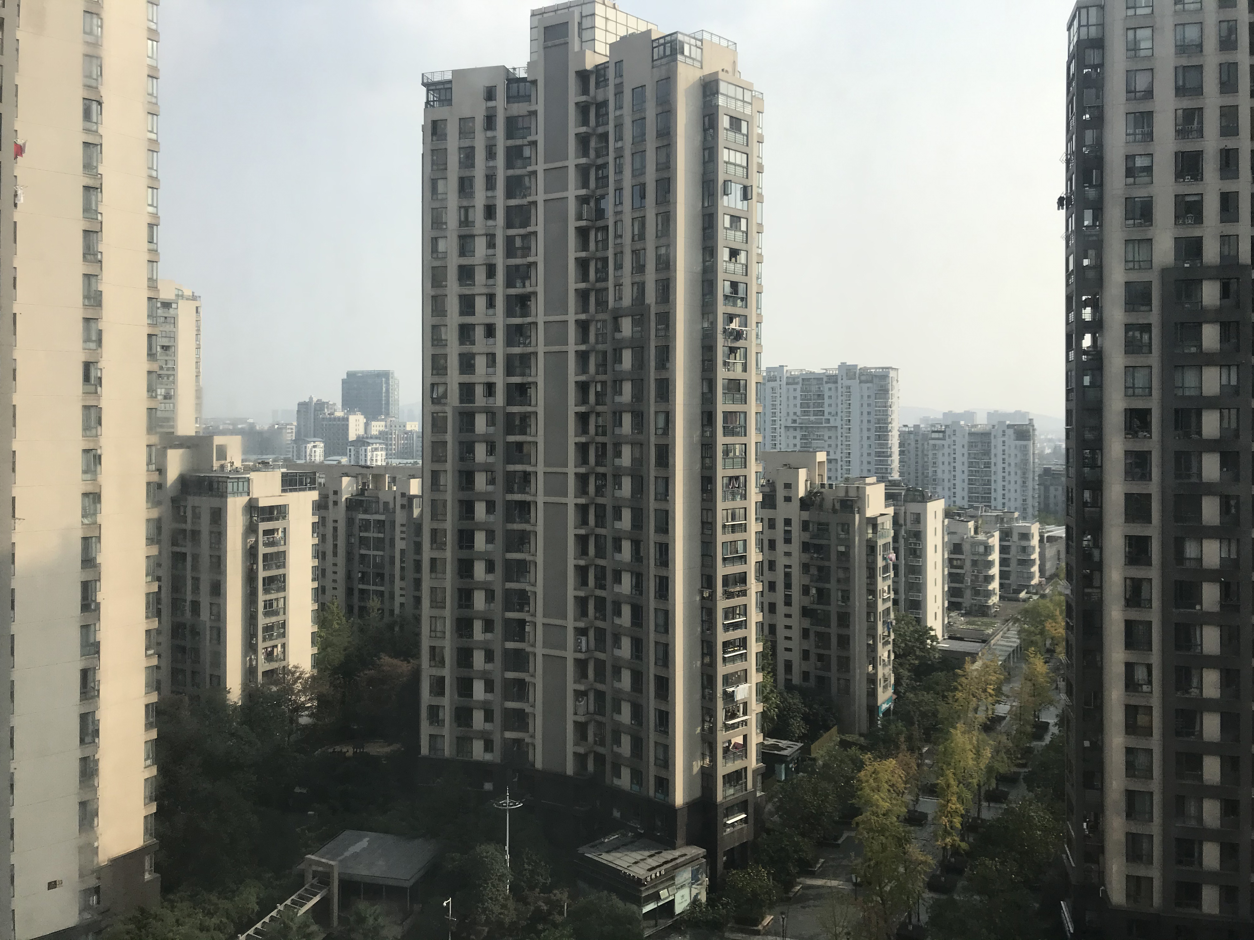 彩虹城小区实景 3