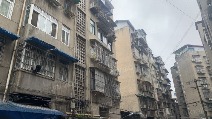 安仁街22号院外景图