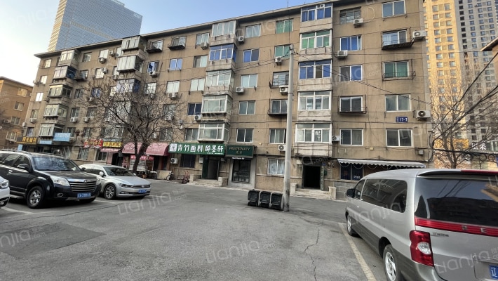 鲁美小区外景图