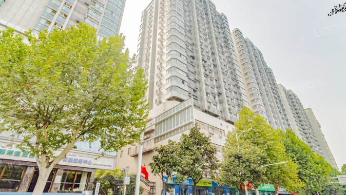 南方大厦外景图