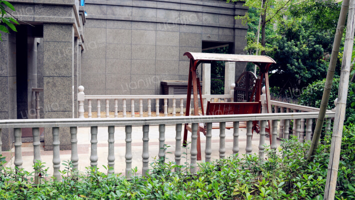 城发红谷十二庭外景图