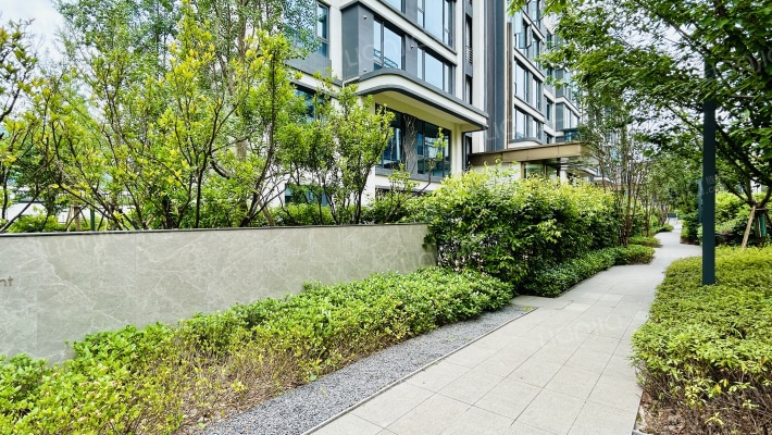 原山小院浔屿外景图