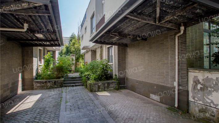 东方庭院(公寓)外景图