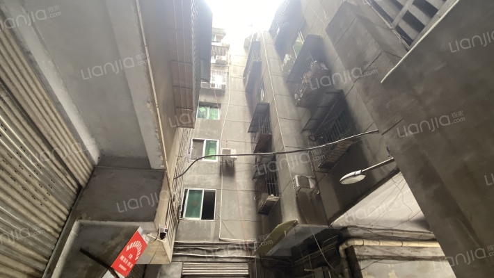 建设中路412号外景图