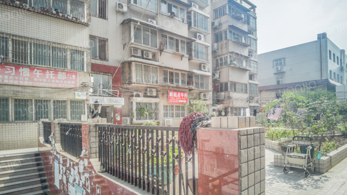 康复前街48号外景图