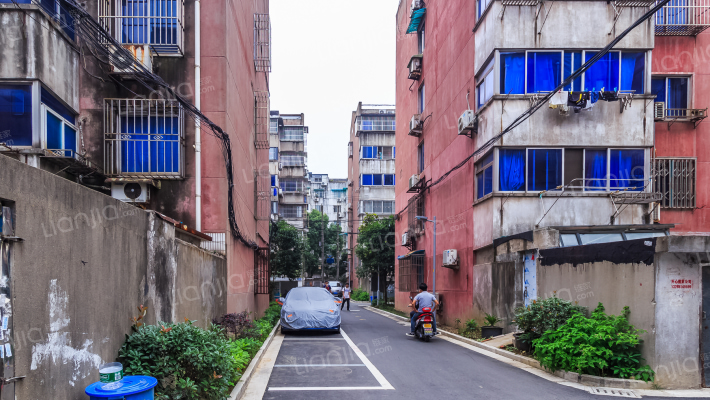 彩虹一村外景图