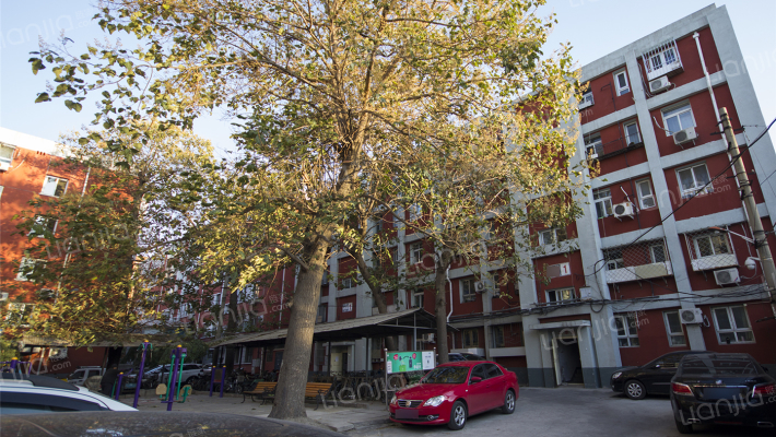 西草市东街甲34号院外景图