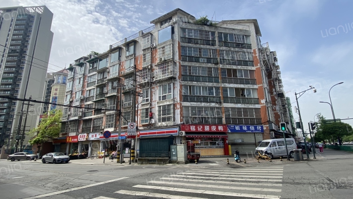 新光路18号外景图