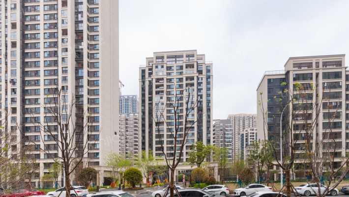 保利庭瑞阅江台外景图