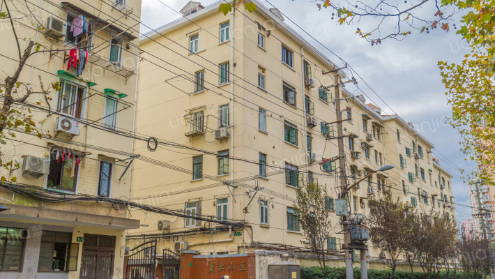 垦业小区外景图