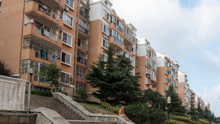 长城花园B组团外景图