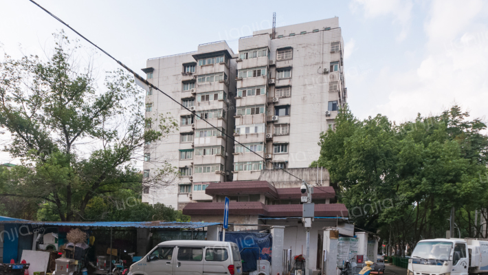 盐业大厦外景图