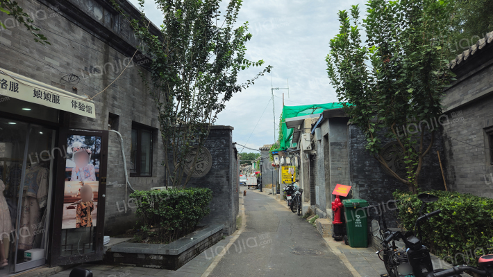 羊角灯胡同外景图