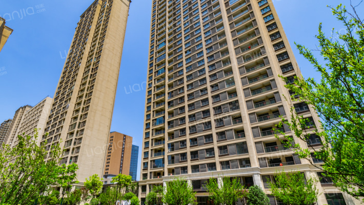 融创观澜公馆外景图