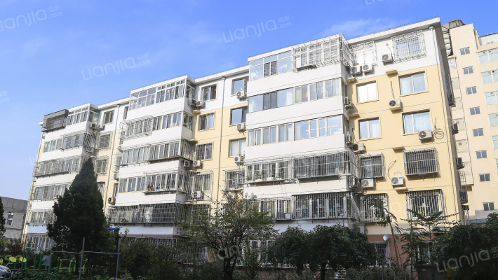 银河小区外景图