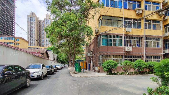 航建小区外景图