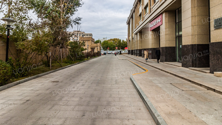 嵩山国际外景图