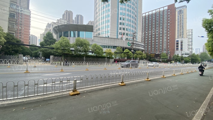 湖北药检宿舍外景图