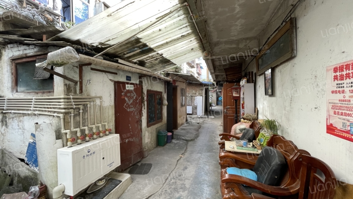 解放路94-96号外景图