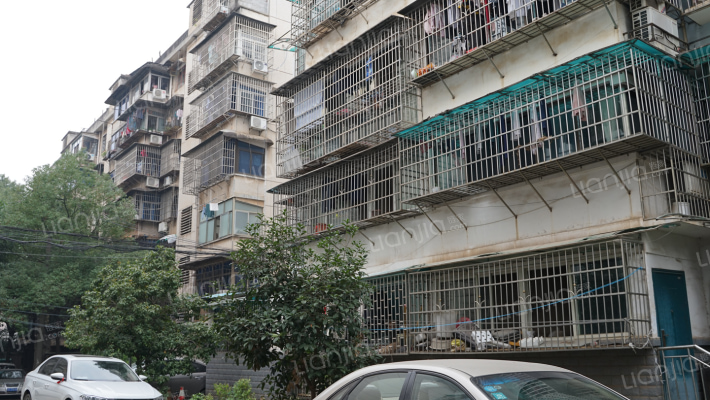 自然岭路239号外景图