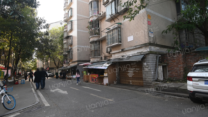 新铁路宿舍外景图