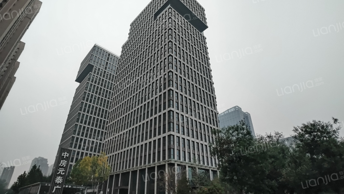 中房元泰广场外景图