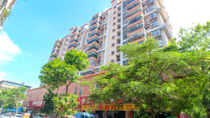 家富华府外景图